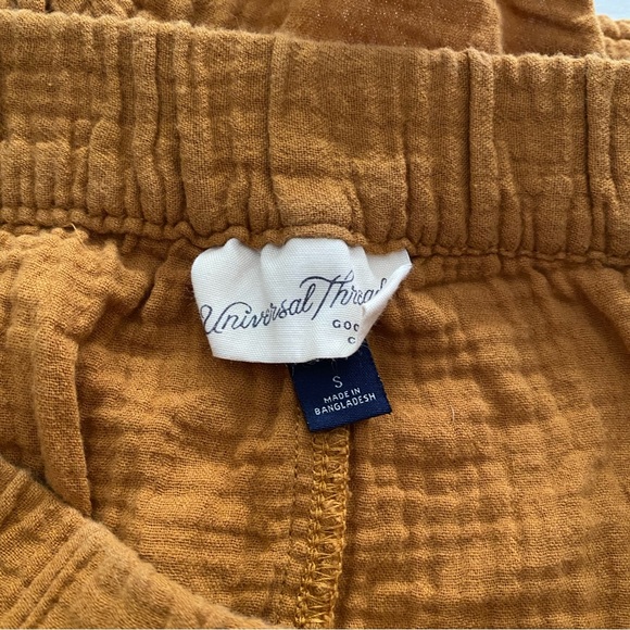 Universal Thread > Shorts - Picture 2 of 5